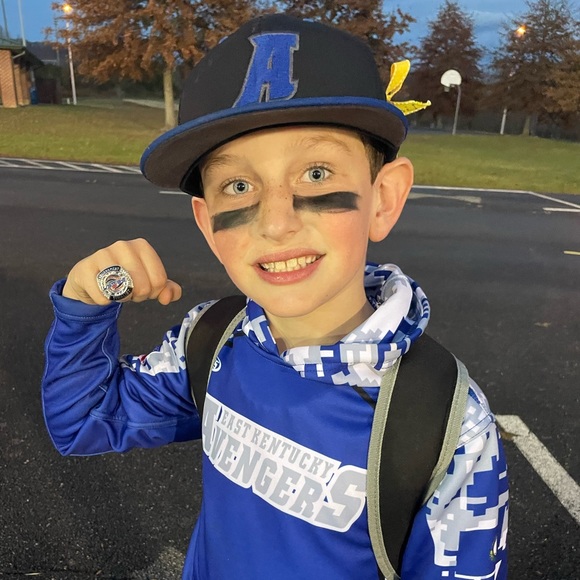 Meet Your Posher - Picture 2 of 4